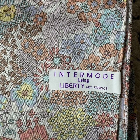 DAKS, Intermode, Laura Ashely Lot of 4 handkerchief Made in Japan 18 X 18 New - Picture 8 of 13